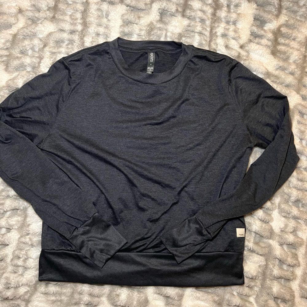 never worn ✨vuori long sleeve✨